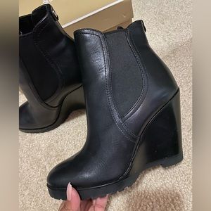 Used/Liked New -Michael Kors Black Leather Thea Wedge